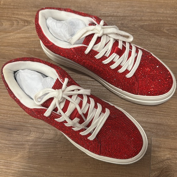 NWOB - Jessica Simpson Cherello 2 Red Rhinestone Platform Sneakers - Size 6.5 - Picture 2 of 5